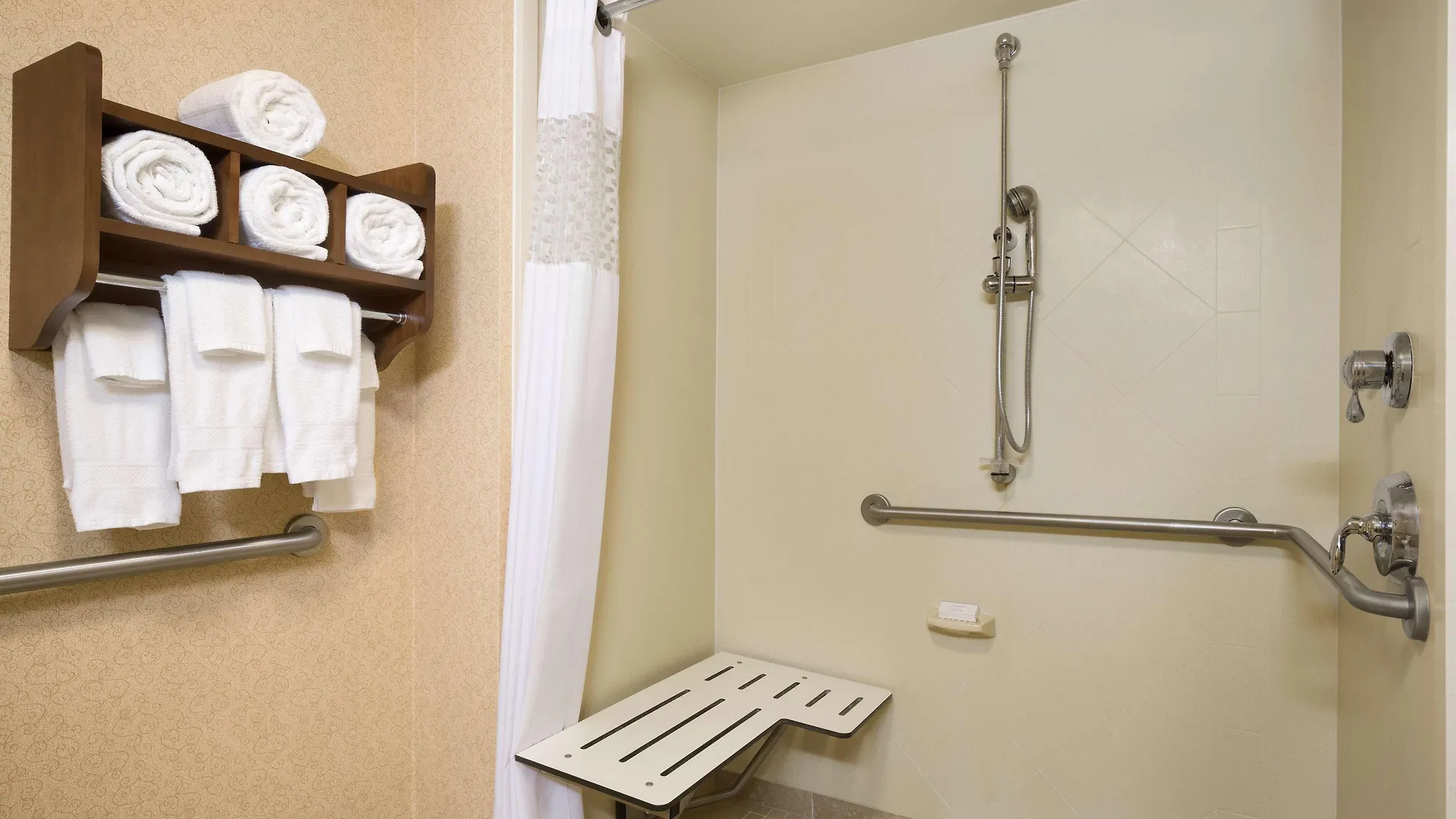 Hampton Inn & Suites Williamsburg-Central 3*, Williamsburg