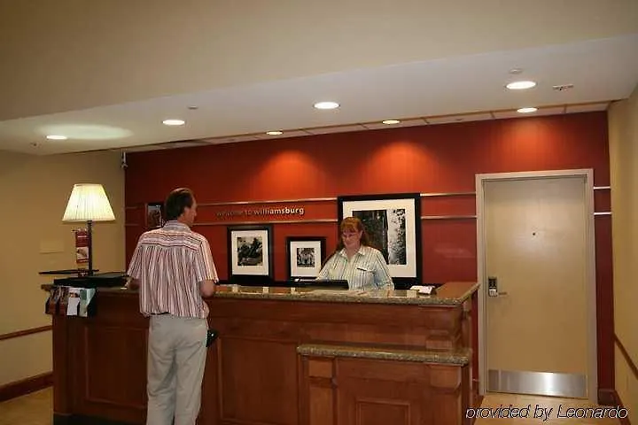 Hampton Inn & Suites Williamsburg-Central
