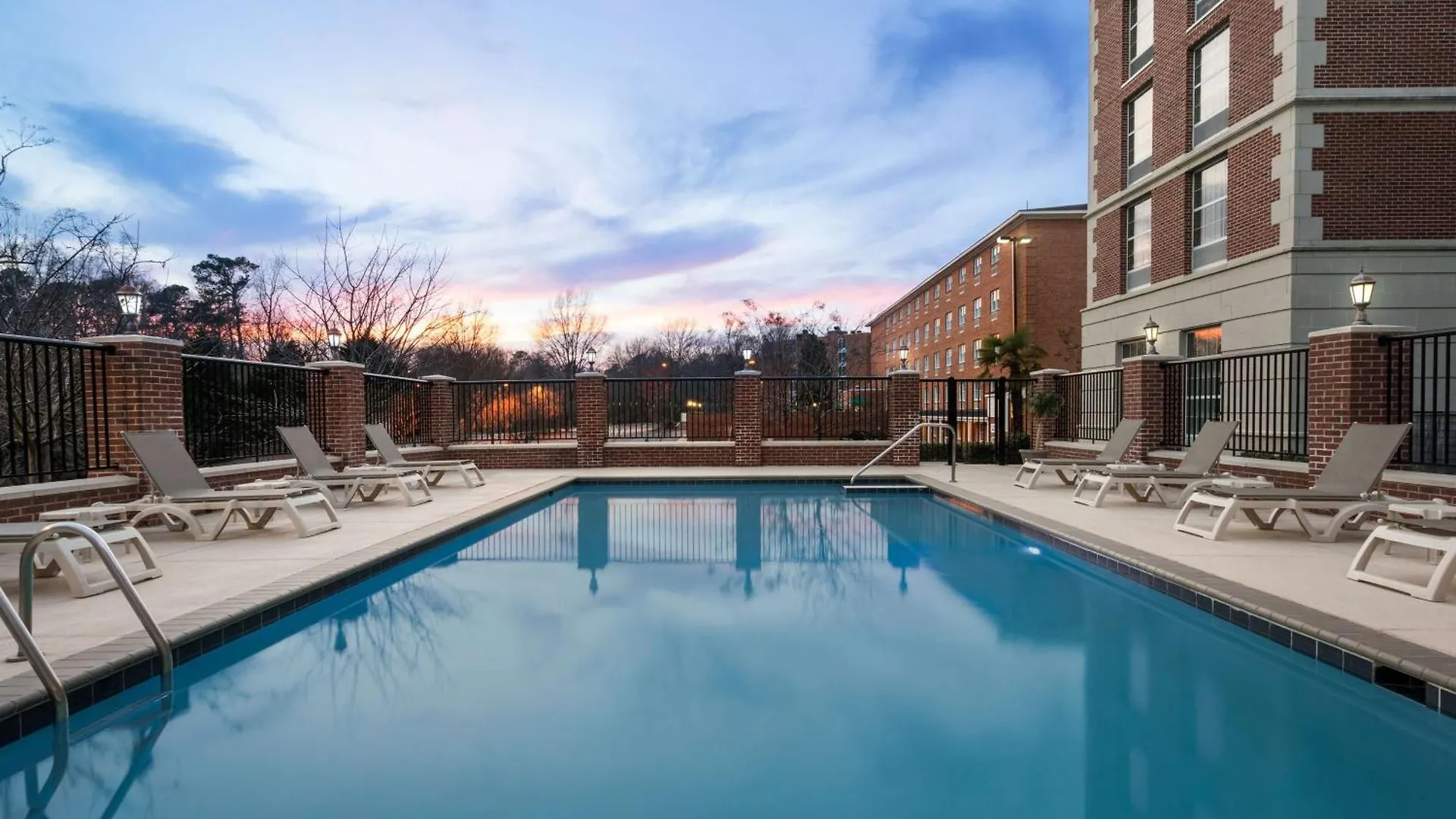 Hampton Inn & Suites Williamsburg-Central