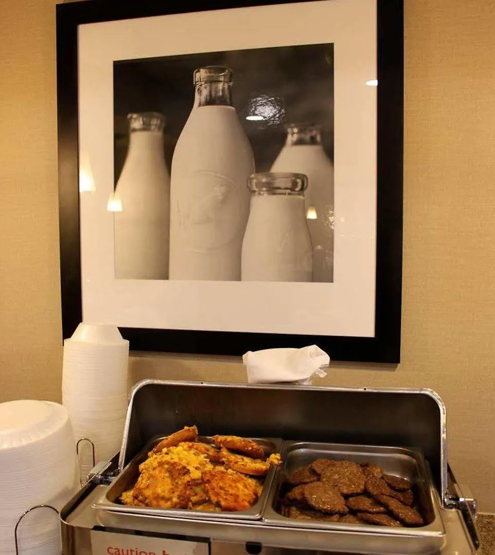 Hampton Inn & Suites Williamsburg-Central Hotel